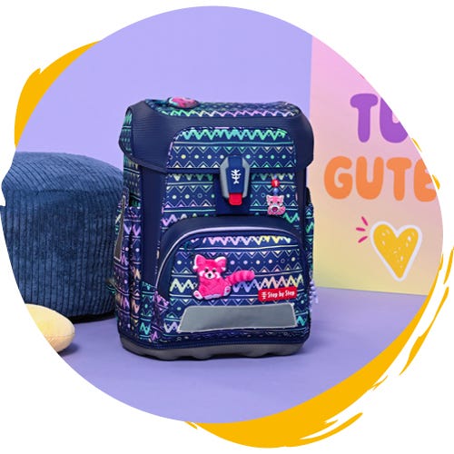 Lila Schulranzen mit buntem Zick-Zack-Muster und pinkem Panther-Motiv